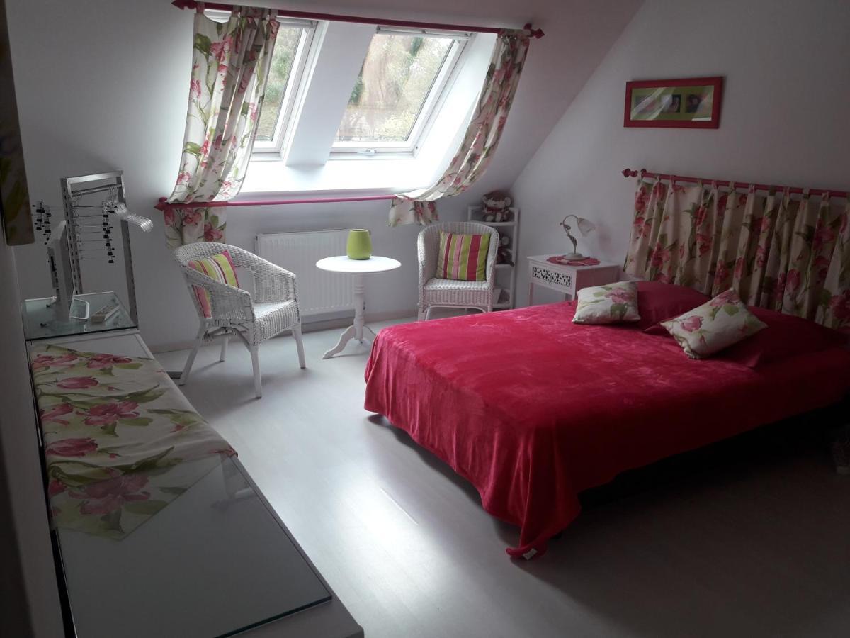 Chambre D'Hote Avec Piscine Couverte Coulaines Buitenkant foto