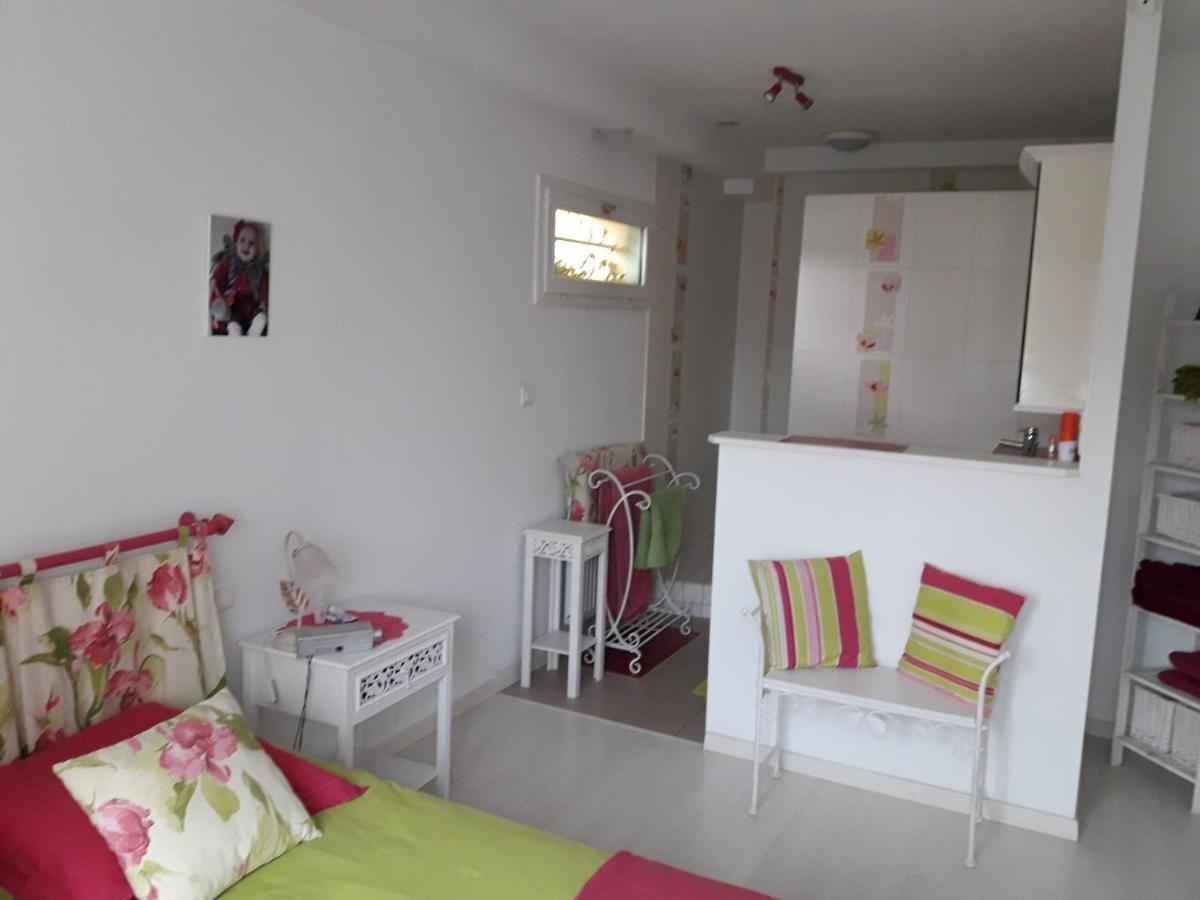 Chambre D'Hote Avec Piscine Couverte Coulaines Buitenkant foto